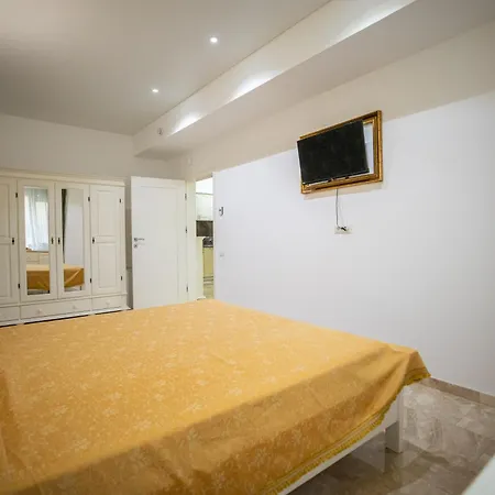 Melia 5, Elegant Seaside * Mamaia